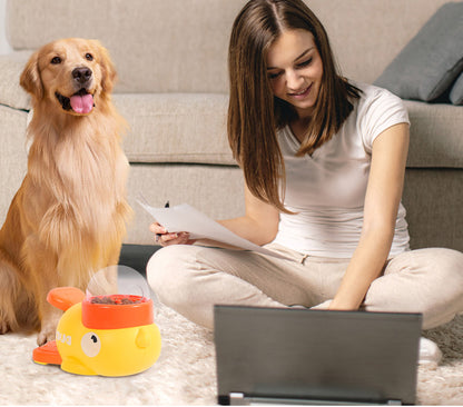 ペット知育玩具 知育給餌器 アヒル 給餌器 自動給餌器 ペット知育 おもちゃ 黄色のアヒル 知育 犬 訓練 おやつ 飛び出すおやつ 早食い防止 押すと出る 留守番 洗える イヌ エサ 餌やり器 ペット用品 運動不足 アヒルの形 犬猫用 水洗可能 黄色