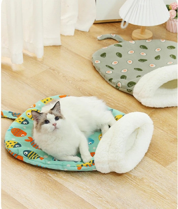 犬ベッド 猫ベッド 犬 猫 ペット用品 ペットベッド 布団付き 半密閉式 冬用 中型犬用ハウス 猫寝袋 猫用 犬用 寒さ対策 小型犬用 あったか寝袋 ふわふわ 寝ぶくろ ふとん 保温 暖かい 防寒マット 洞窟寝袋 裏起毛 保温防寒 洗える ペット寝袋 保温防寒