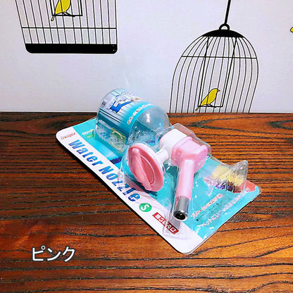 ペット給水器 猫 犬 自動給水器 ケージ 取付型 固定 ウォーターノズル 電源不要 水飲み 給水器 自動 給水 ペットボトル 使用可能 ウォーターボトル 食器 留守番 食器 ウォーターボトル 猫 うさぎ 中小型犬用 自動 軽量 便利 健康 衛生 ネコ 犬猫お留守番対策 ペットグッズ