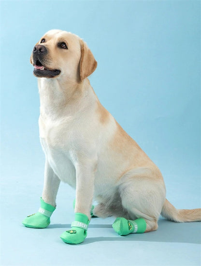 犬 レインブーツ 犬の靴 シリコン ドッグブーツ 犬 靴 雨 防水 犬用レインブーツ 犬用靴 小型犬 軽量 柔らかい 犬用シューズ 中型犬 雨の日 靴 肉球保護 滑り止め 汚れ防止 通気性 ドッグシューズ ドッグくつ 愛犬のお散歩用 介護 梅雨対策 ペット用靴 プレゼント オシャレ